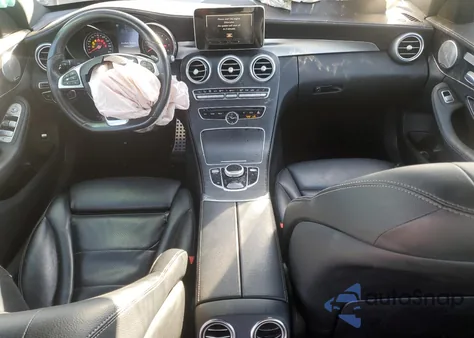 2017 Mercedes-Benz C 300 4Matic из США, поврежденный, VIN 55SWF4KB1HU207099